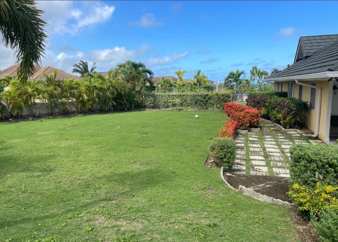 House For Rent: SWEETSOP AVENUE, RICHMOND, St. Ann@~apos;s Bay | $1,600 photo 2