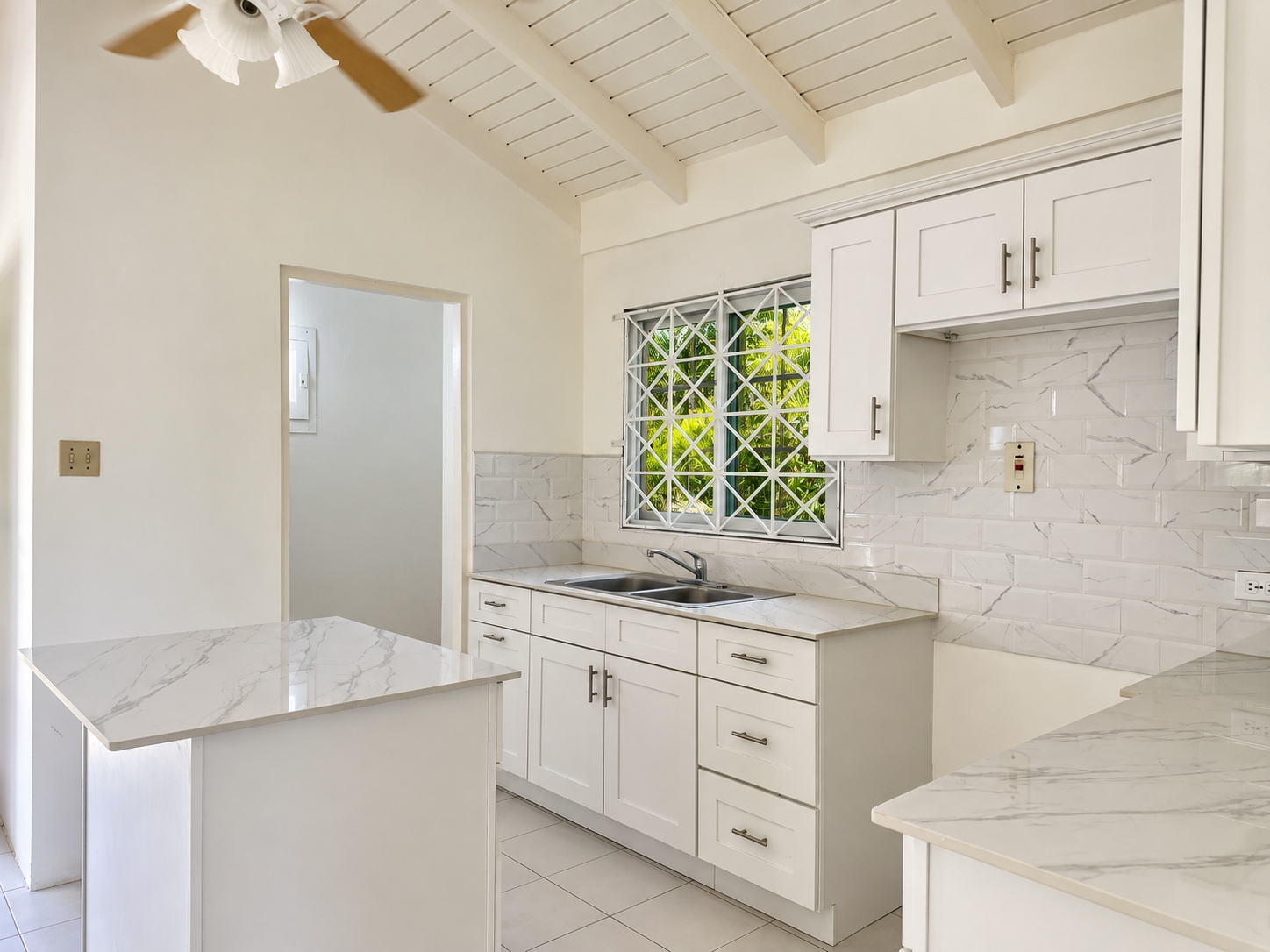 House For Sale: ST. MARY COUNTRY CLUB, PR, Prospect | $45,000,000 photo 6