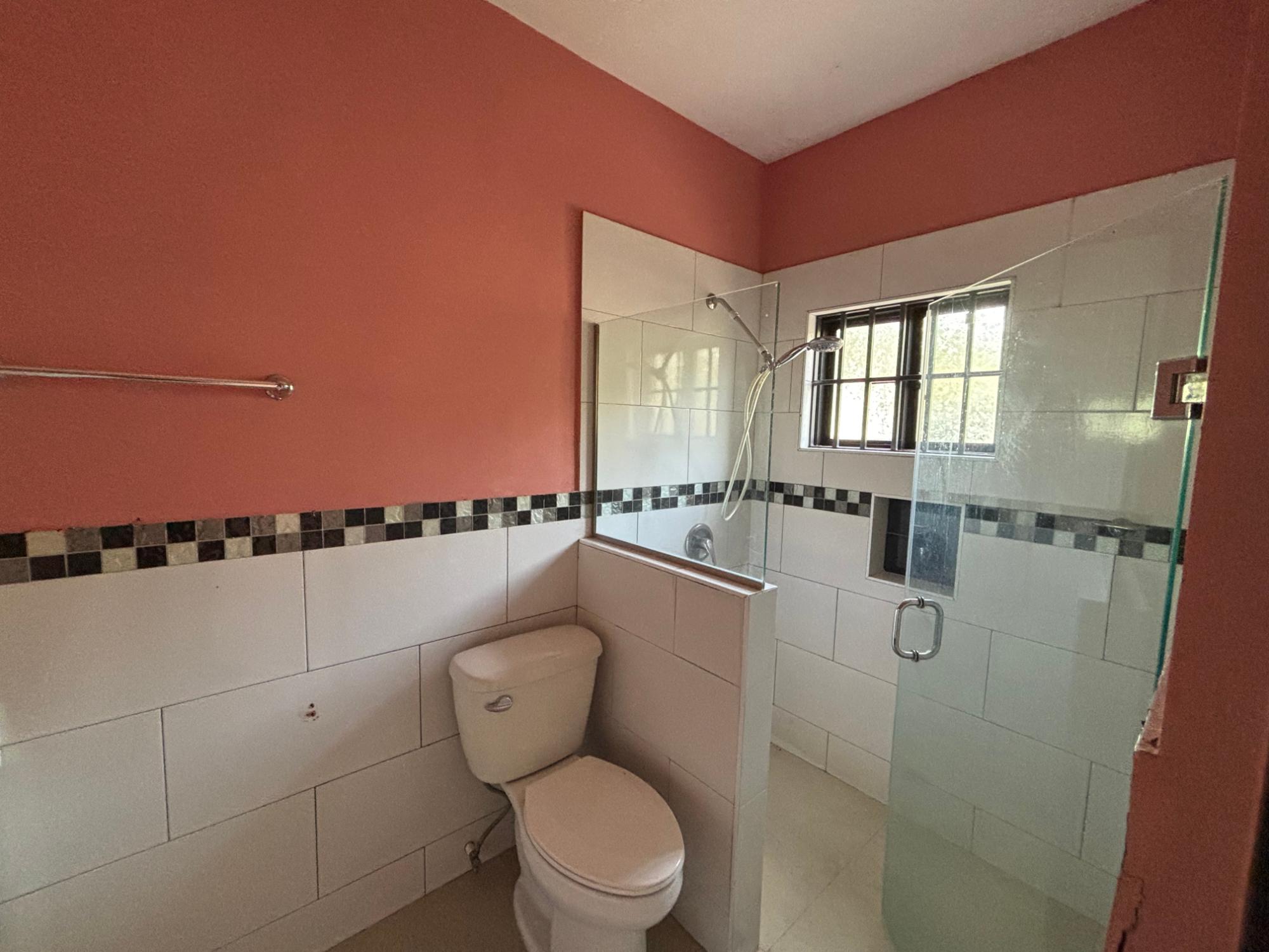 Apartment For Sale: BOMBAY AVENUE MEADOWBROOK, Kingston 19 | $38,000,000 photo 9