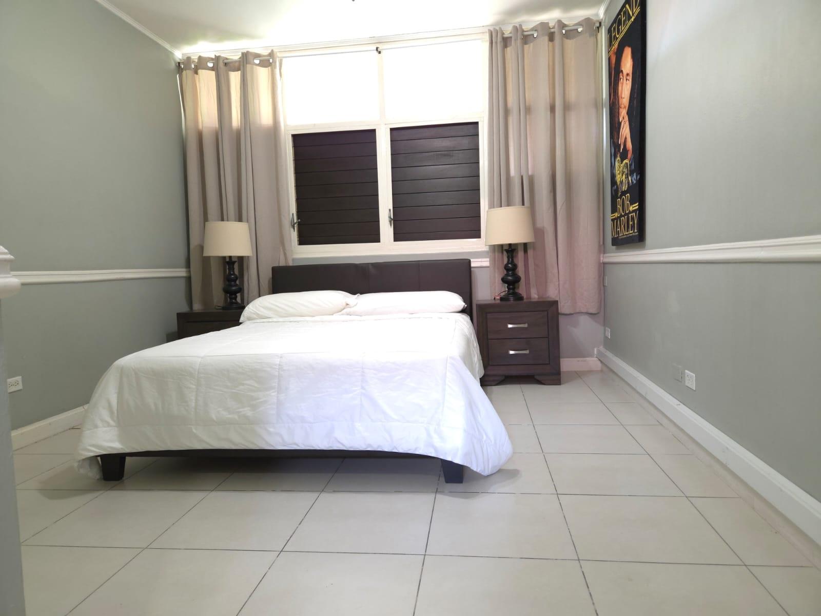 Apartment For Rent: HOPE ROAD, Kingston 6 | $1,150 photo 5