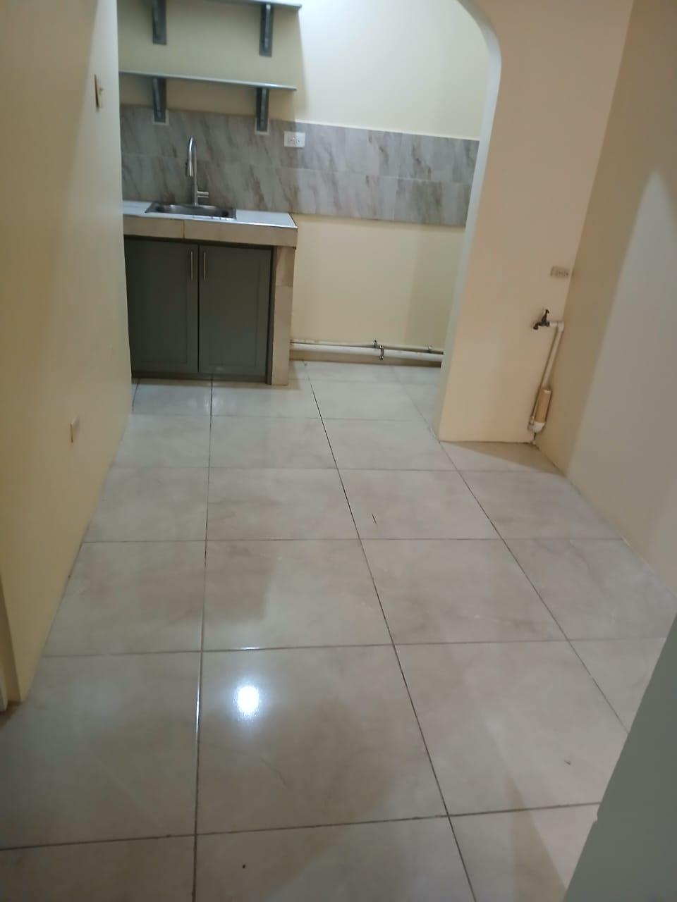 House For Rent: HALF MOON CLOSE, Kingston 2 | $80,000 photo 6