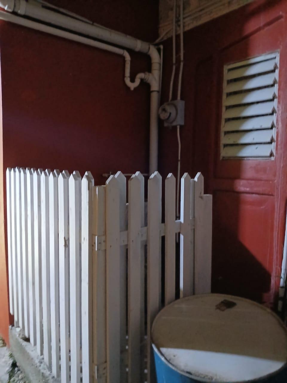 House For Rent: HALF MOON CLOSE, Kingston 2 | $80,000 photo 14