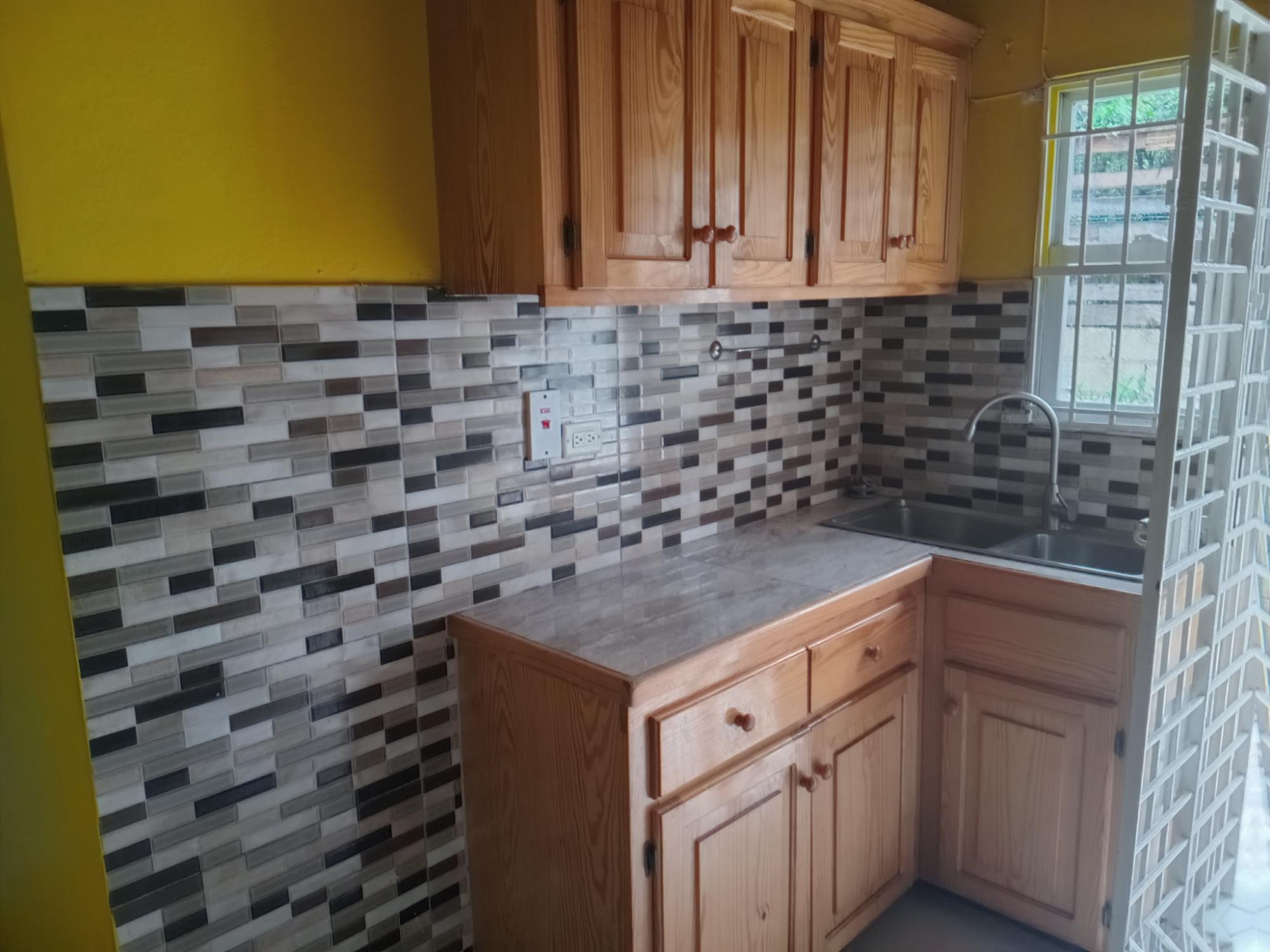 House For Rent: NICKS AVENUE, Kingston 6 | $170,000 photo 4