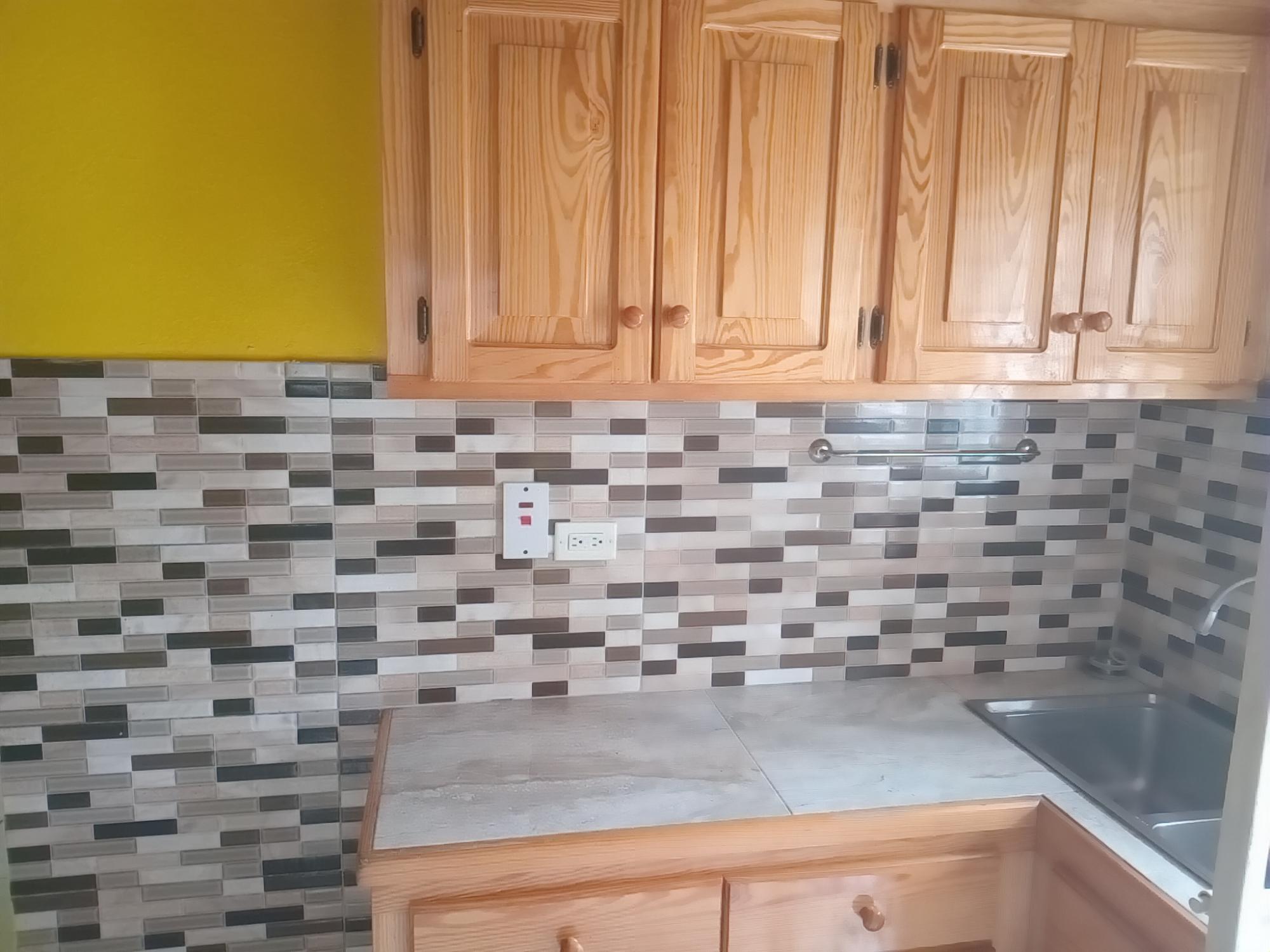 House For Rent: NICKS AVENUE, Kingston 6 | $170,000 photo 11