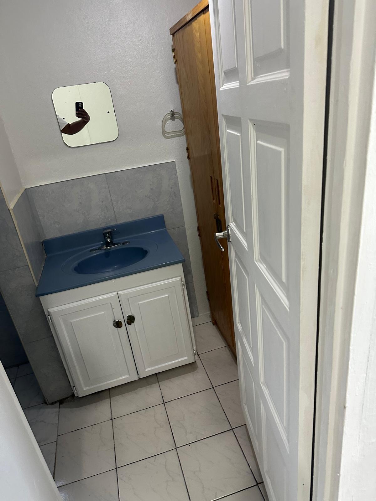 House For Rent: NICKS AVENUE, Kingston 6 | $170,000 photo 13
