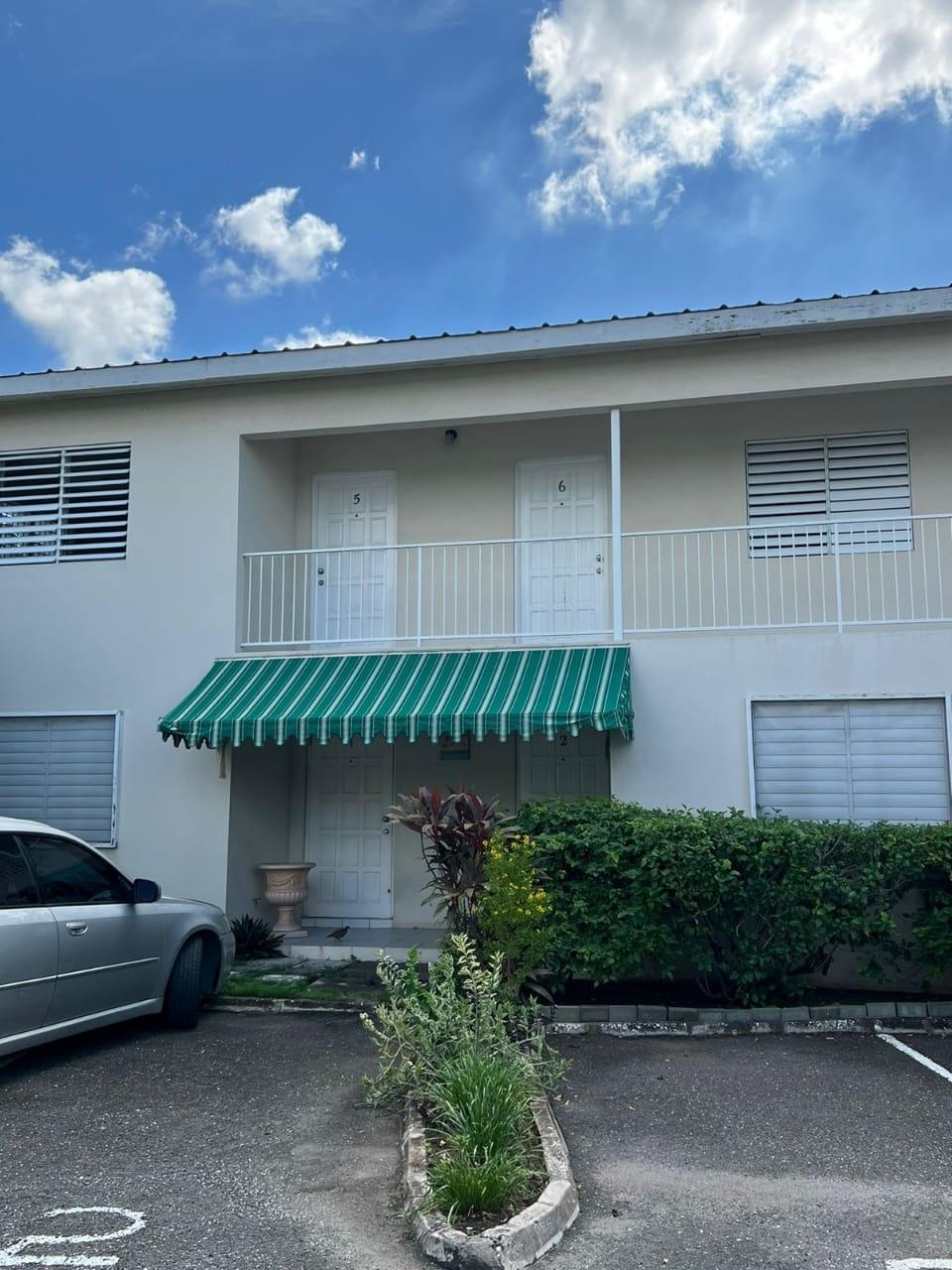 Apartment For Rent: LAVANT AVE, Kingston 8 | $110,000