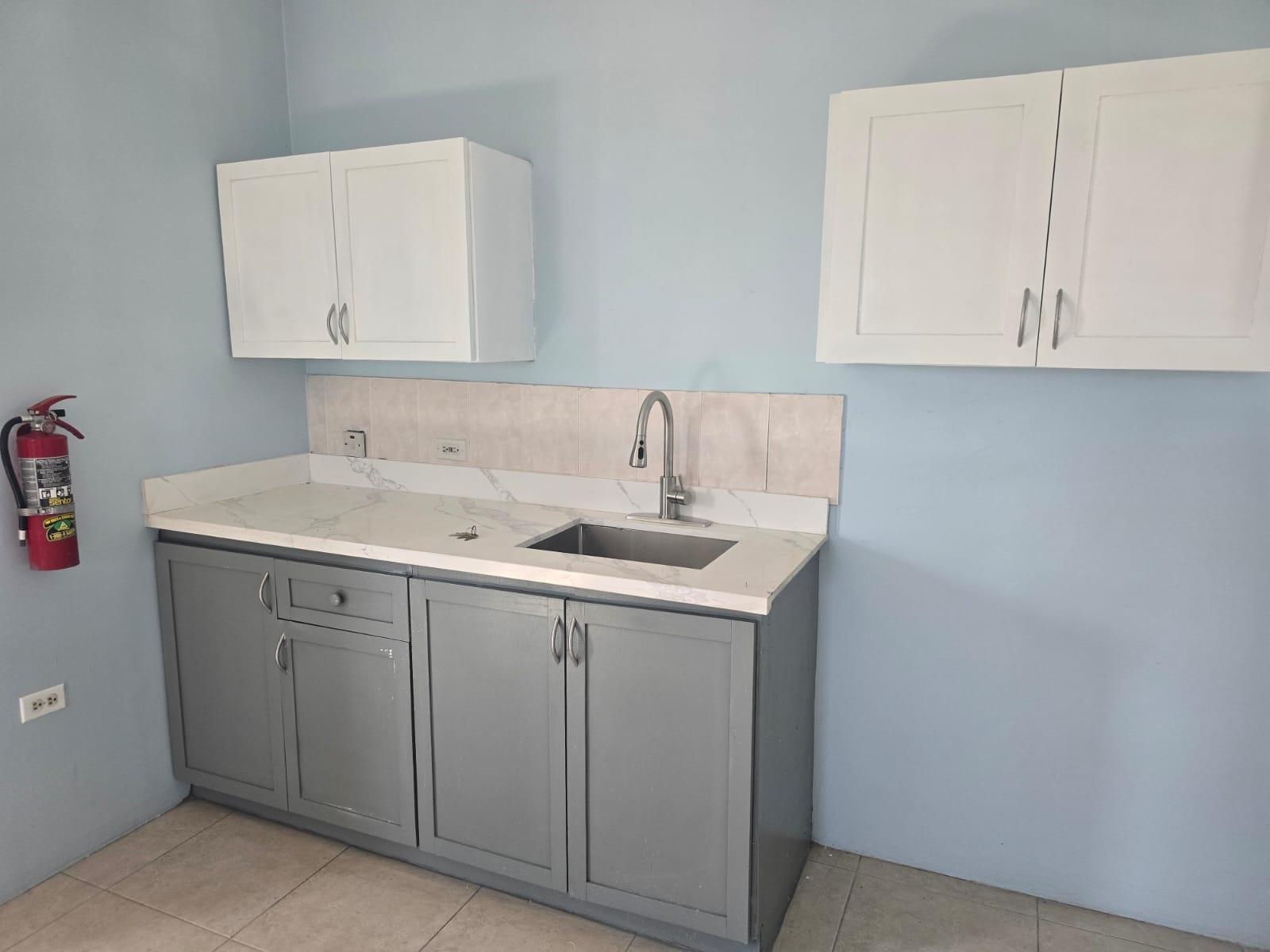 Apartment For Rent: TWICKENHAM, ST. CATHERINE, Twickenham Park | $105,000 photo 7