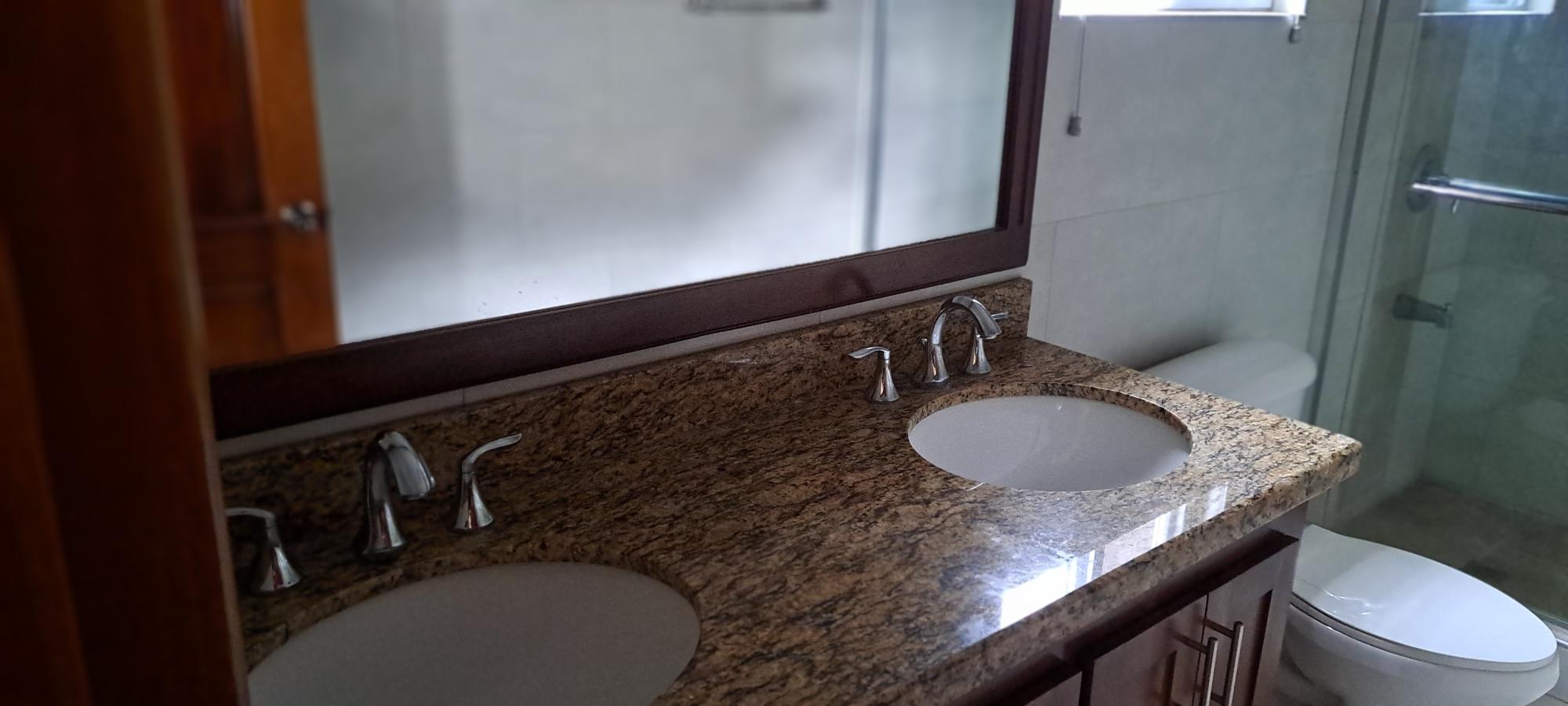 Apartment For Rent: OTTAWA AVENUE, Kingston 6 | $280,000 photo 10