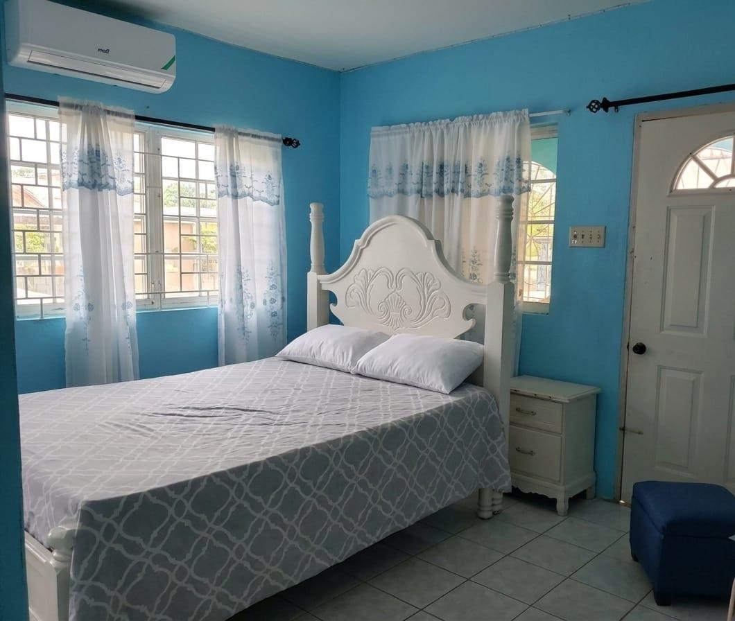 House For Sale: DAYTONA ST. CATHERINE, Portmore Country Club | $29,000,000 photo 3