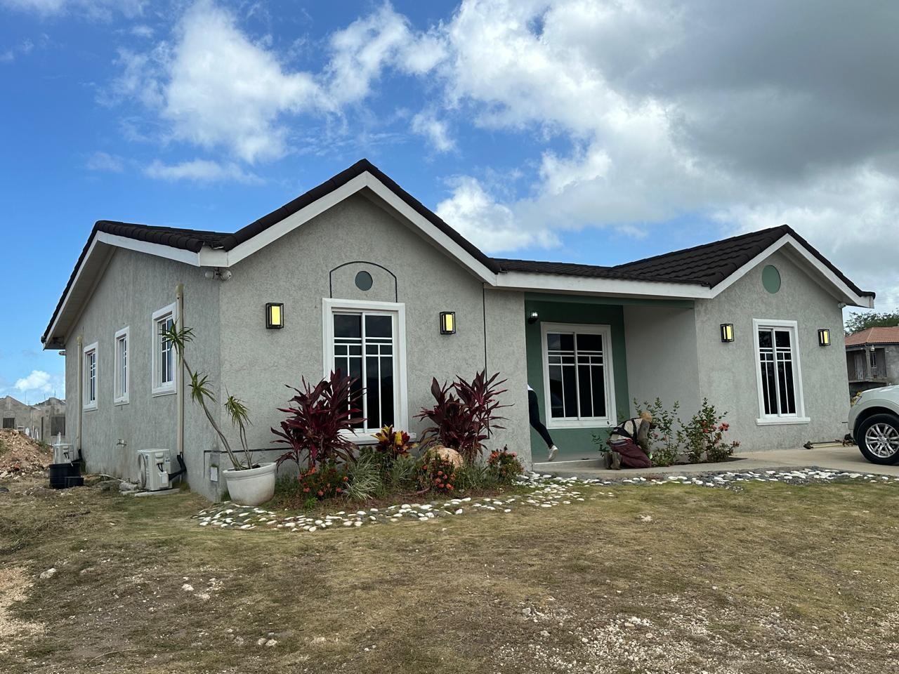 House For Sale: TOBY HAMMOCKS, Freetown | $39,000,000 photo 10