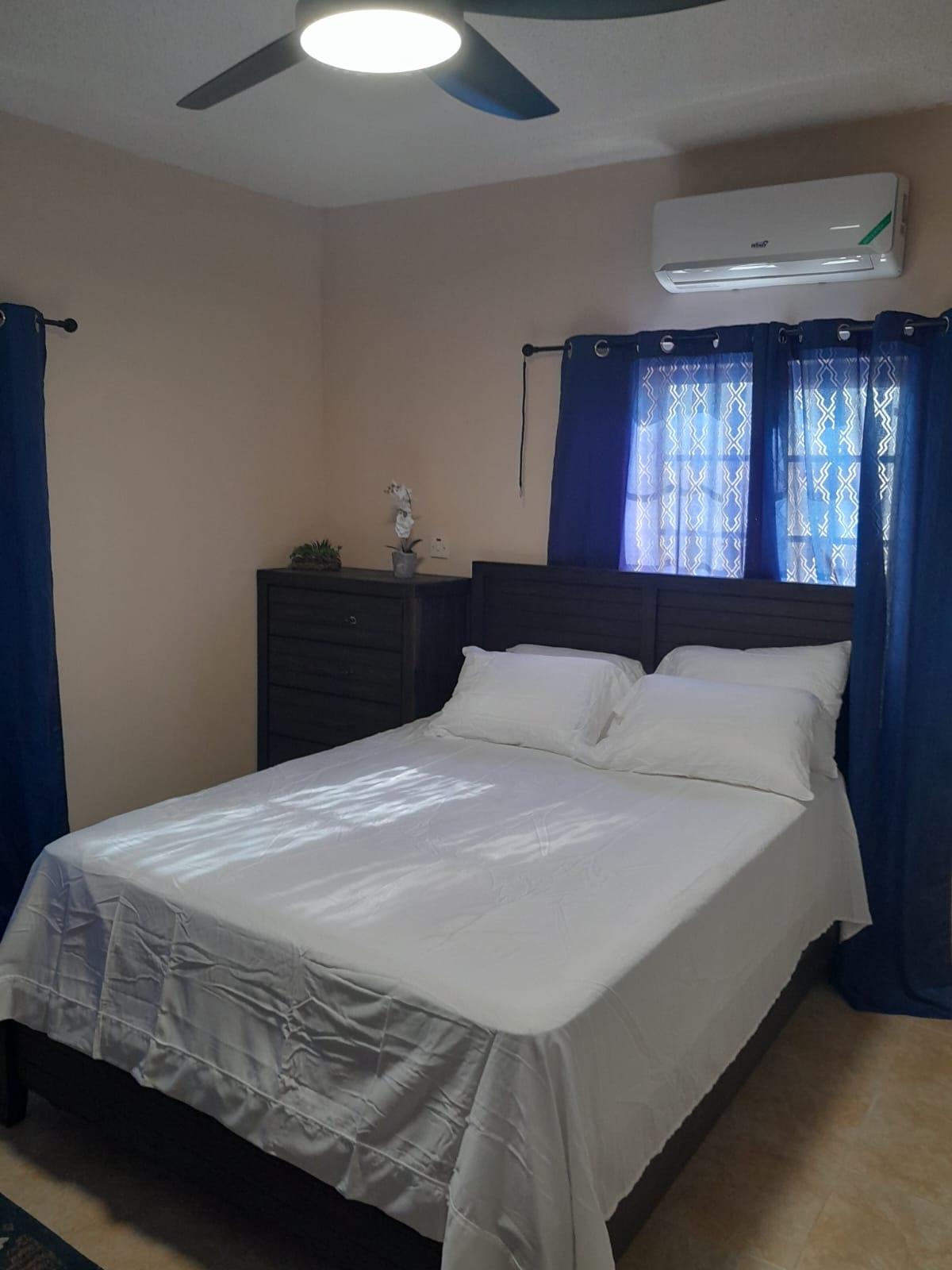 Apartment For Rent: LAKESIDE DRIVE, CAMROSE,, Bull Bay P.O. | $125,000 photo 11