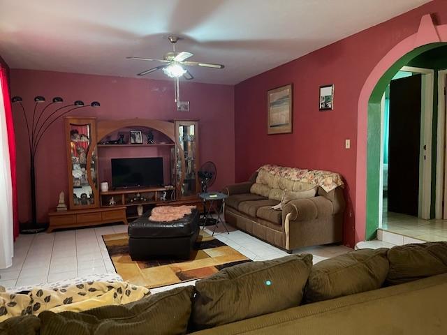 House For Sale: ZICRON AVENUE, Hellshire Heights | $50,000,000 photo 16
