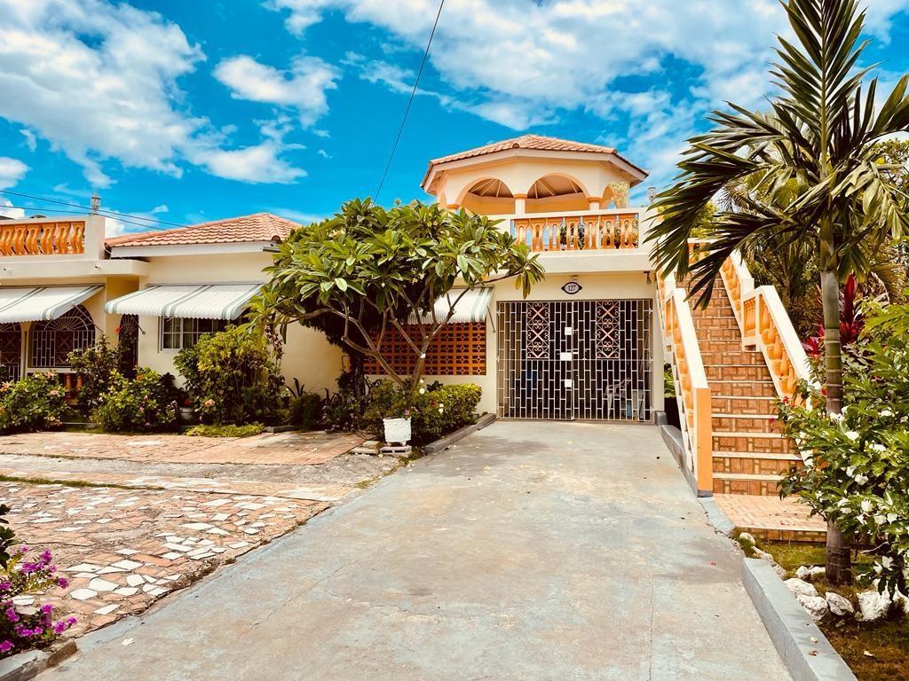 House For Sale: SPRINGFIELD BLVD RETREAT, RETREAT HEIGHTS | $575,000