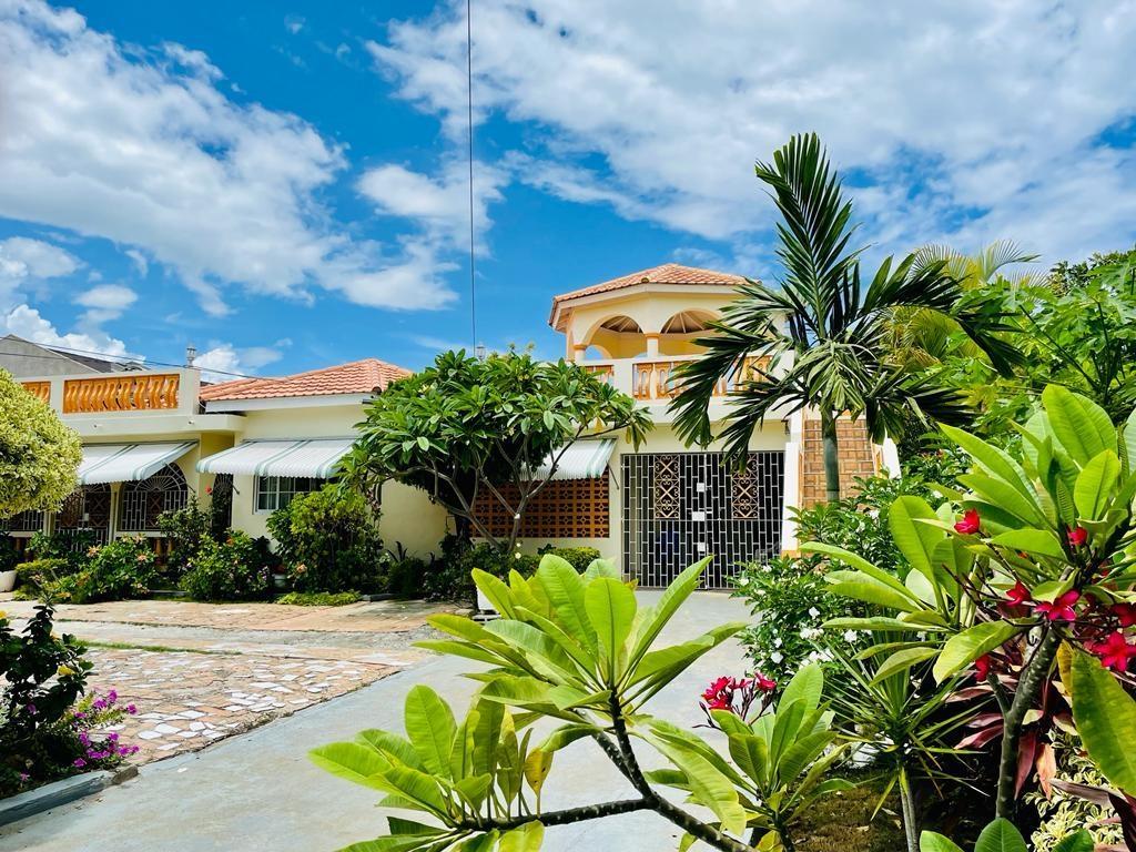 House For Sale: SPRINGFIELD BLVD RETREAT, RETREAT HEIGHTS | $575,000 photo 3