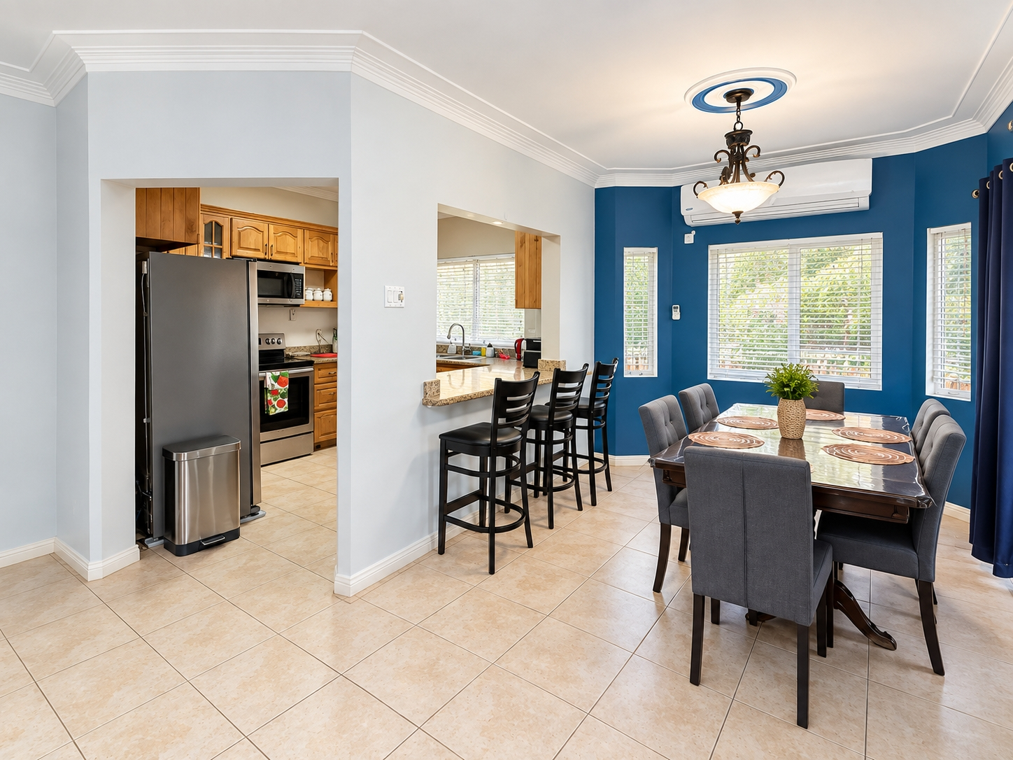 Apartment For Rent: SEAVIEW AVENUE, Kingston 6 | $1,800 photo 8