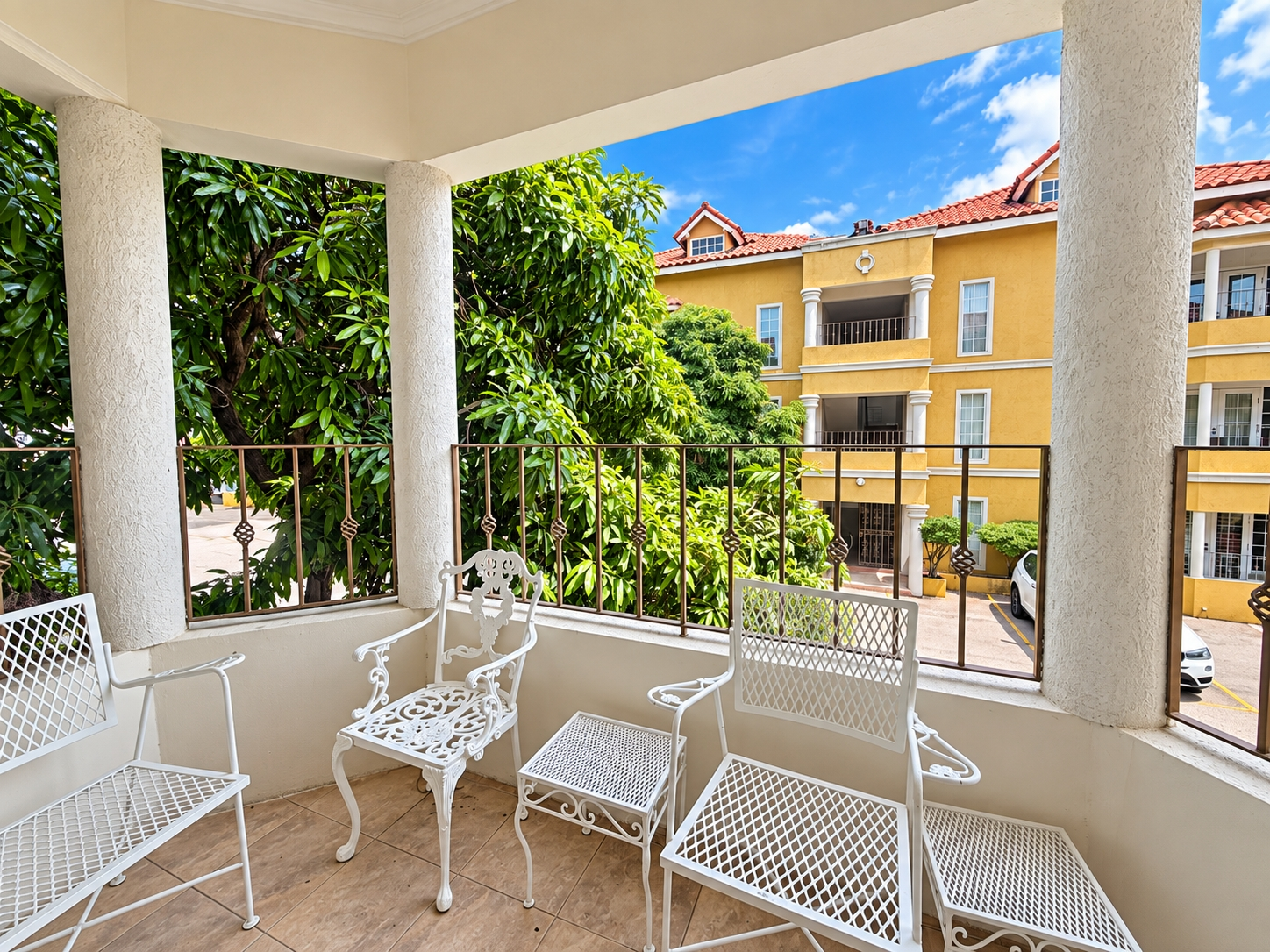 Apartment For Rent: SEAVIEW AVENUE, Kingston 6 | $1,800 photo 9