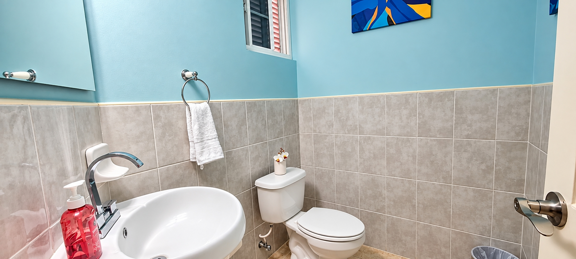 Apartment For Rent: SEAVIEW AVENUE, Kingston 6 | $1,800 photo 13