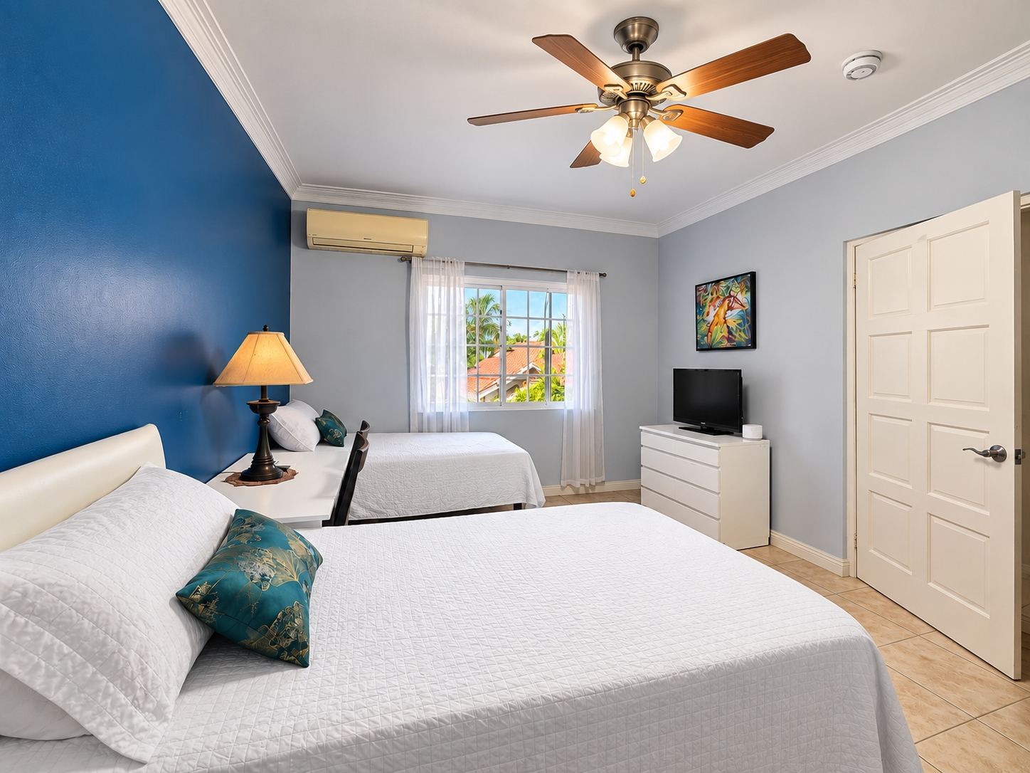 Apartment For Rent: SEAVIEW AVENUE, Kingston 6 | $1,800 photo 14