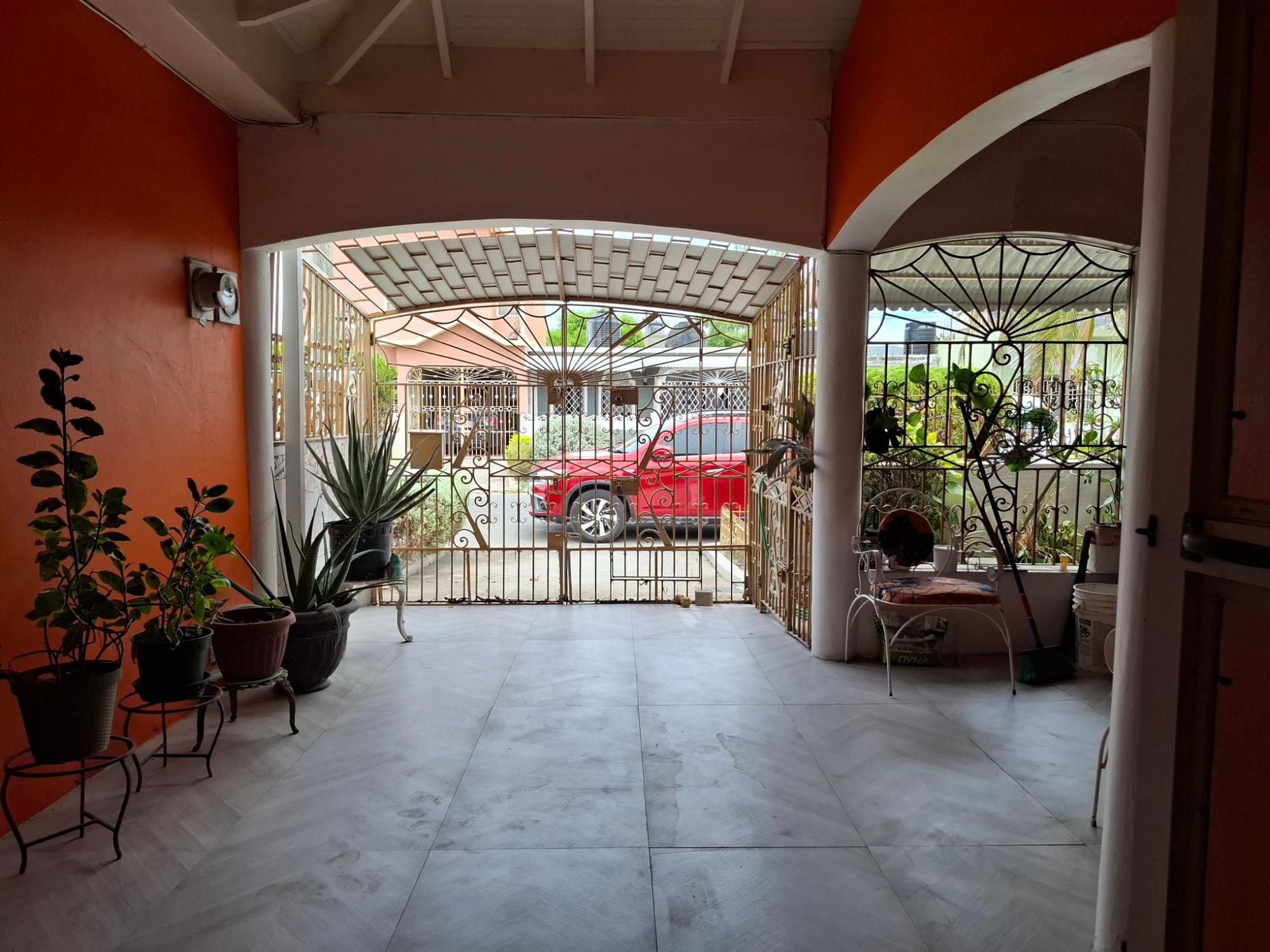 House For Sale: NORTH WEST 10TH STREET, Sandown Park | $25,000,000 photo 19