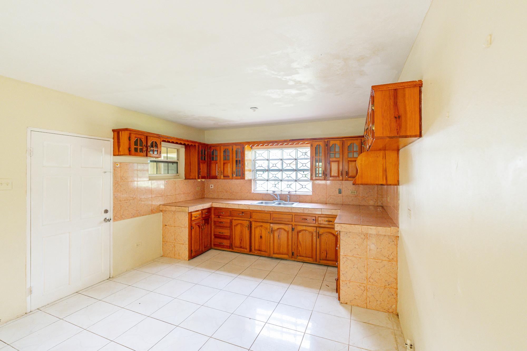 House For Sale: PASTURE CLOSE, Porto Bello Heights | $50,000,000 photo 13