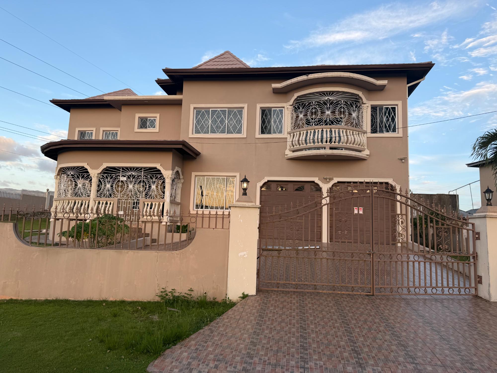 House For Rent: OLIVE PARK, Santa Cruz | $1,500 photo 2