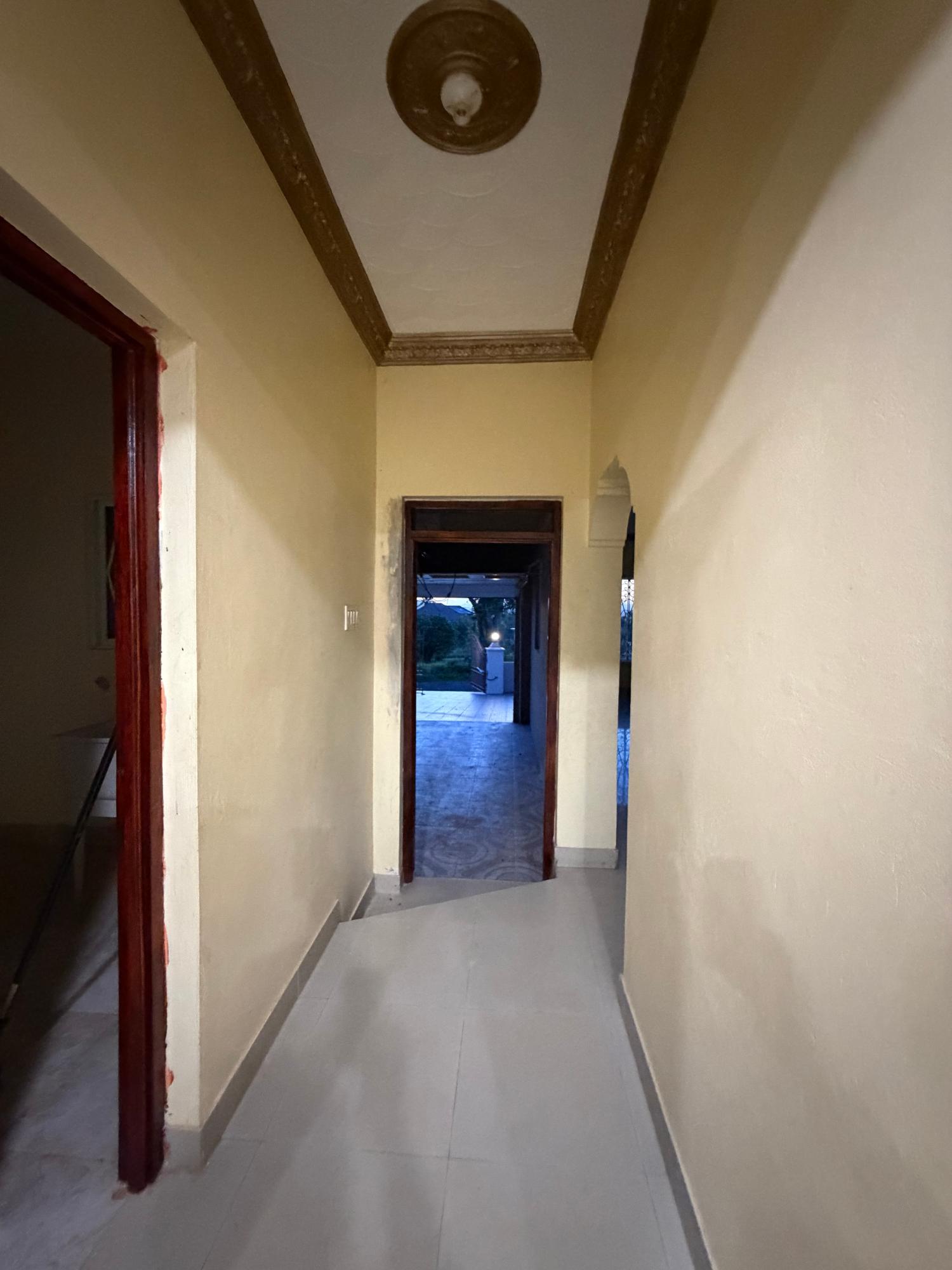 House For Rent: OLIVE PARK, Santa Cruz | $1,500 photo 19