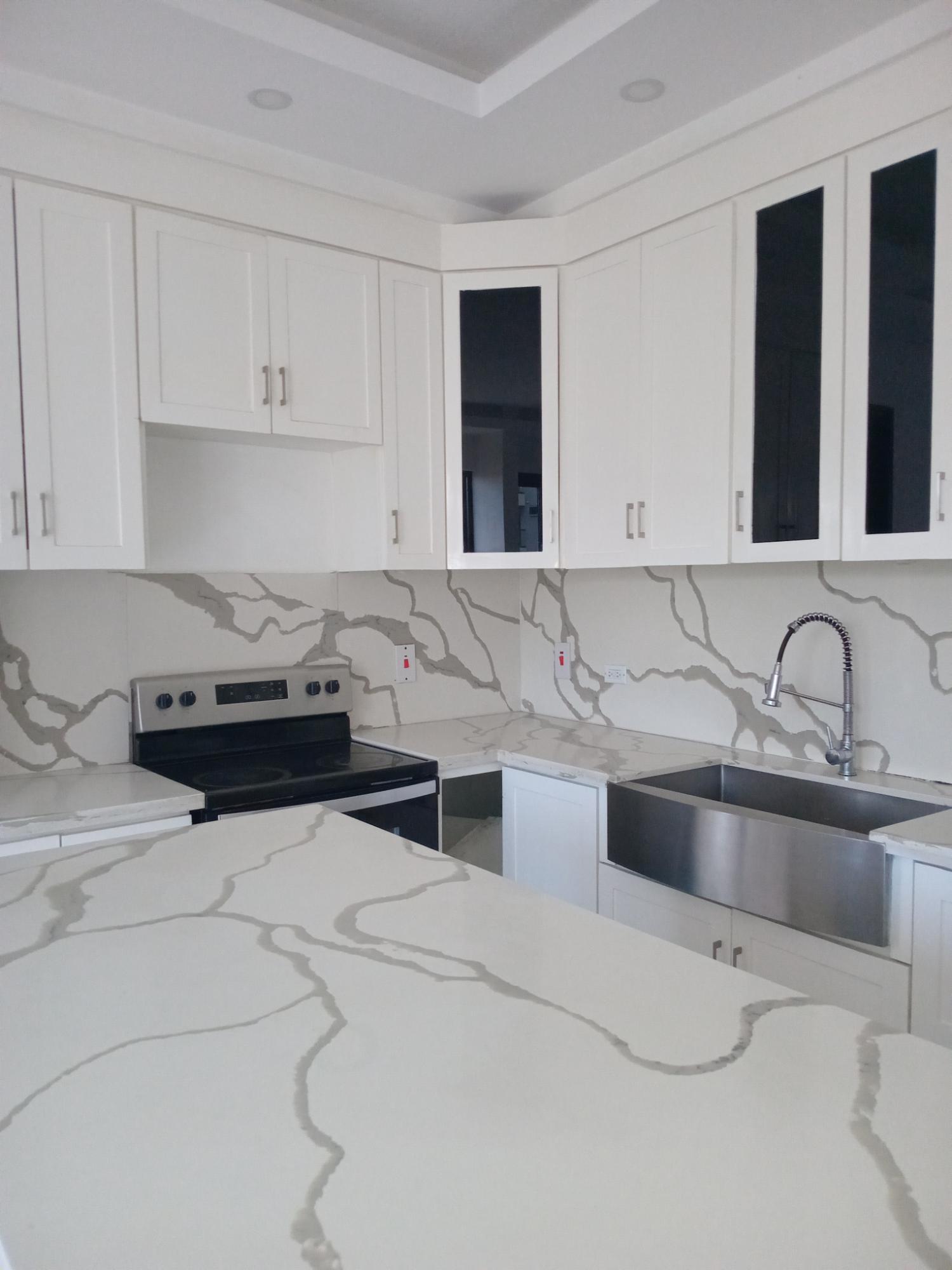 Apartment For Rent: WATERLOO AVENUE, Kingston 10 | $2,400 photo 7