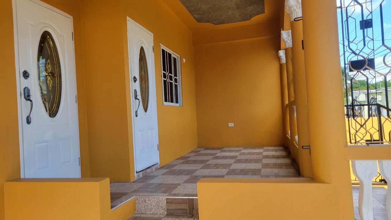 House For Rent: CLAREMONT HEIGHTS, Old Harbour | $70,000 photo 4