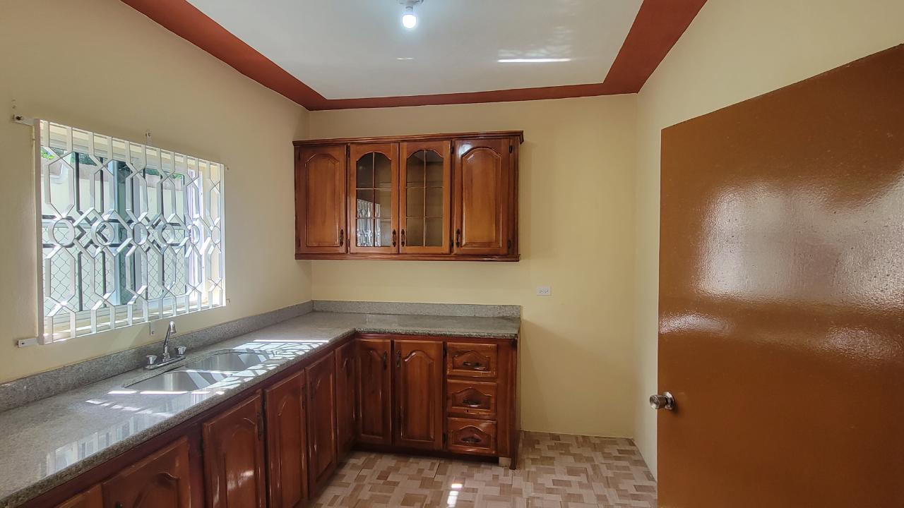 House For Rent: CLAREMONT HEIGHTS, Old Harbour | $70,000 photo 7