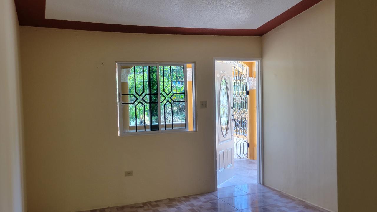 House For Rent: CLAREMONT HEIGHTS, Old Harbour | $70,000 photo 10