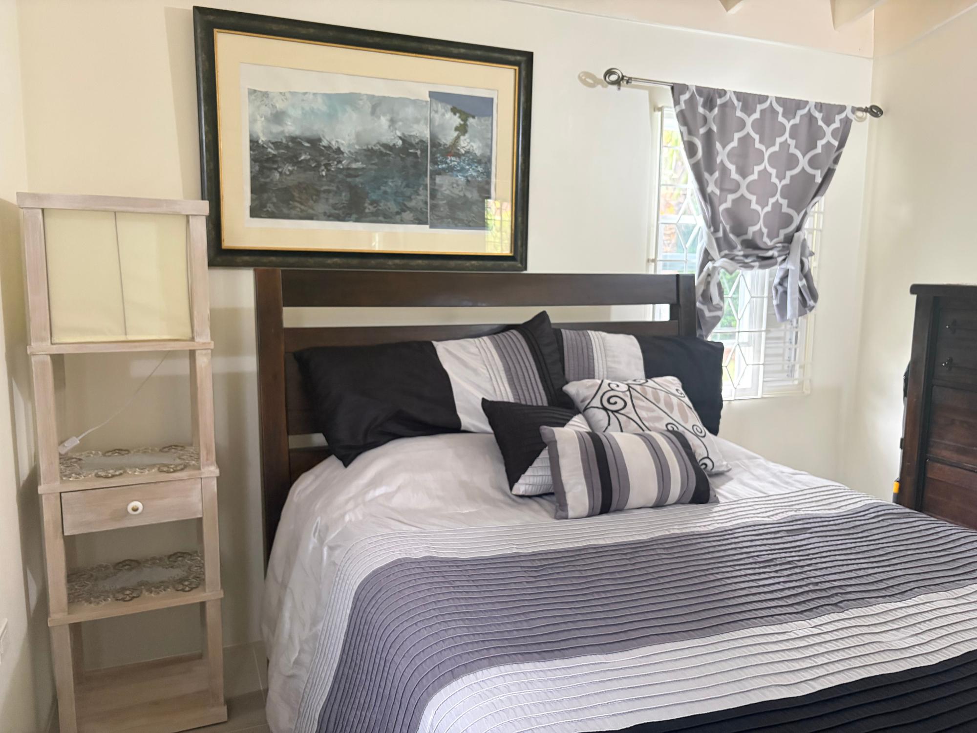 House For Rent: DRAX HALL MANOR, Drax Hall Estate | $1,400 photo 19