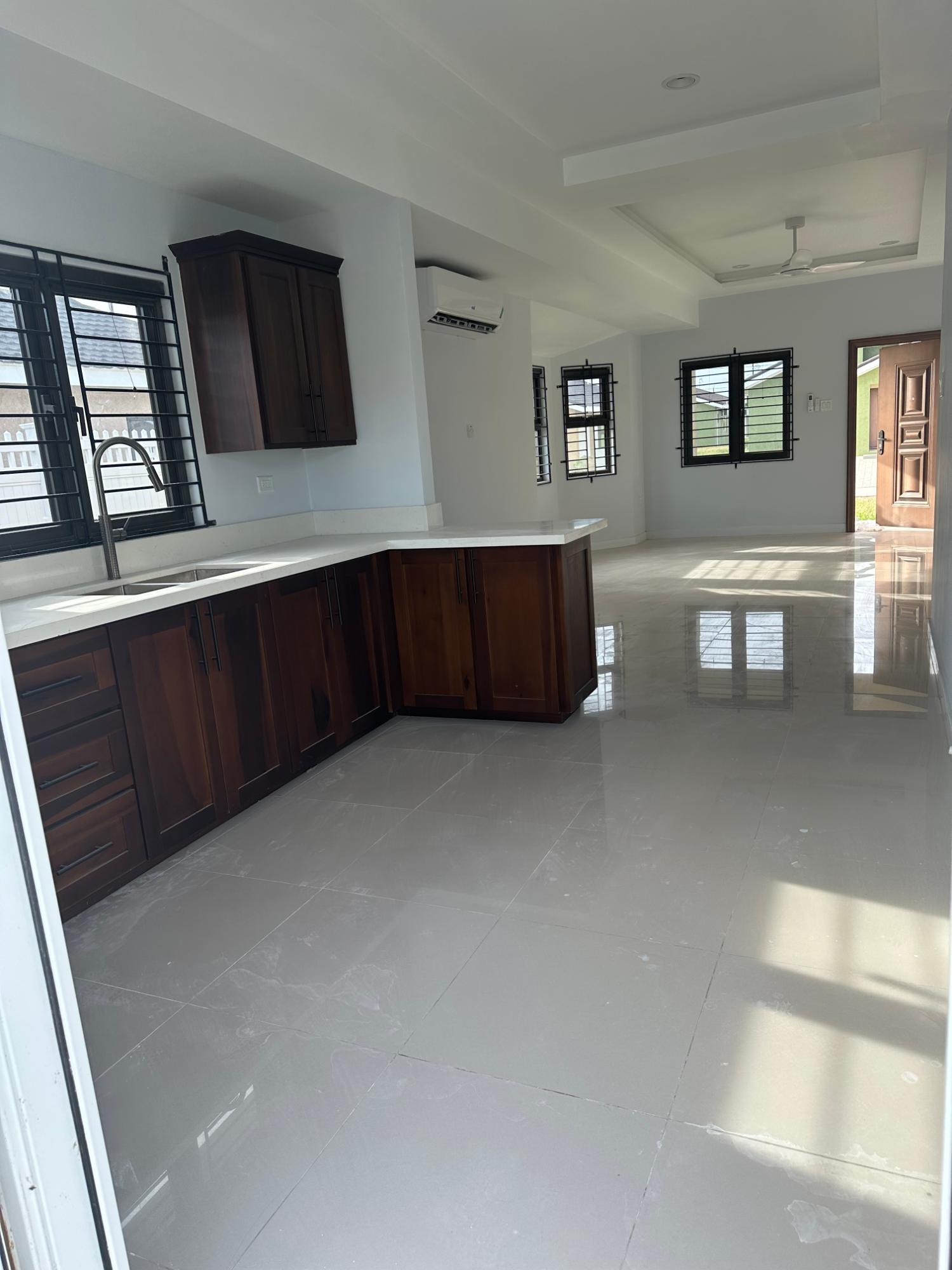 House For Rent: OAK ESTATE, Bernard Lodge | $180,000 photo 4