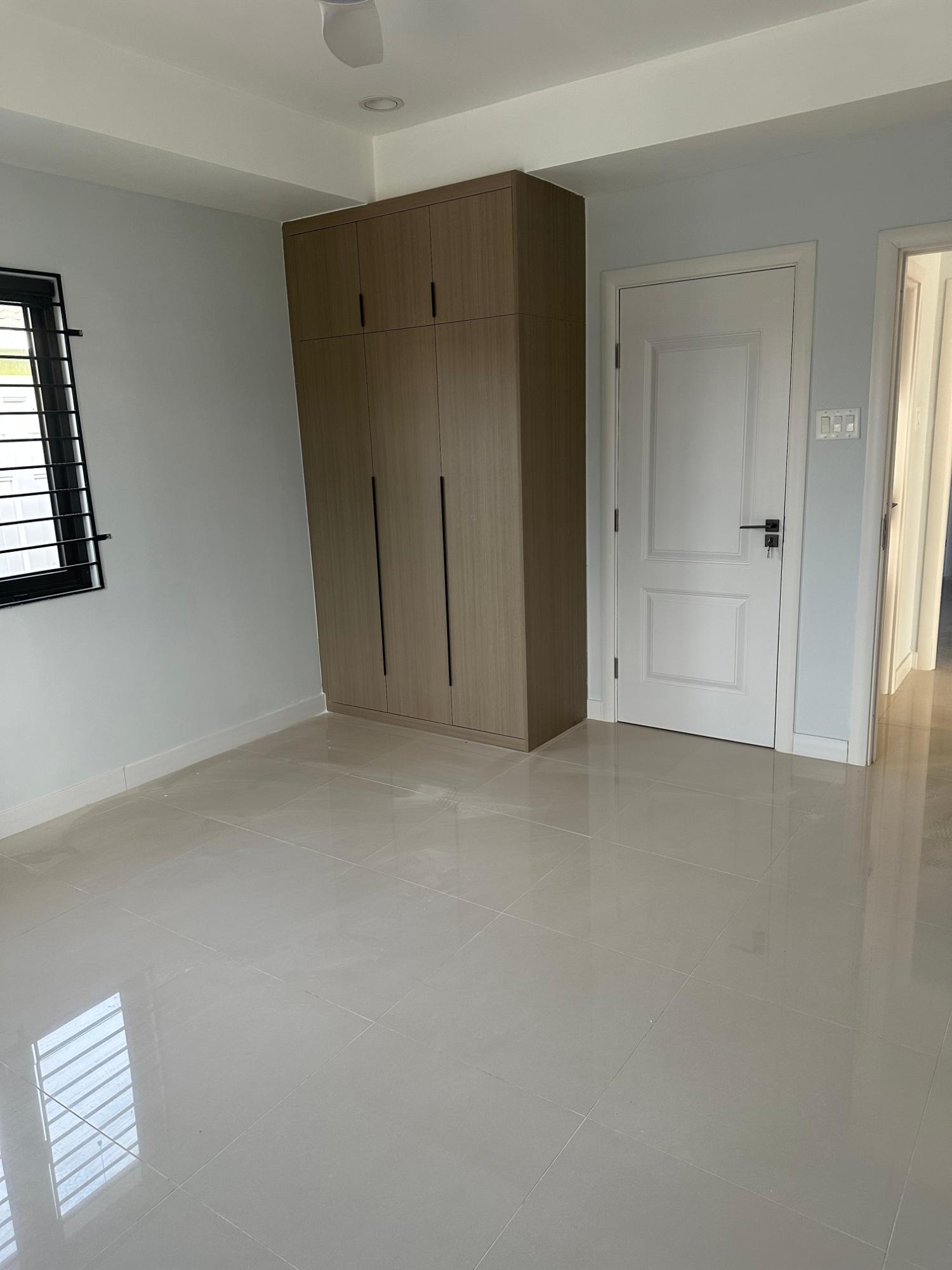 House For Rent: OAK ESTATE, Bernard Lodge | $180,000 photo 8