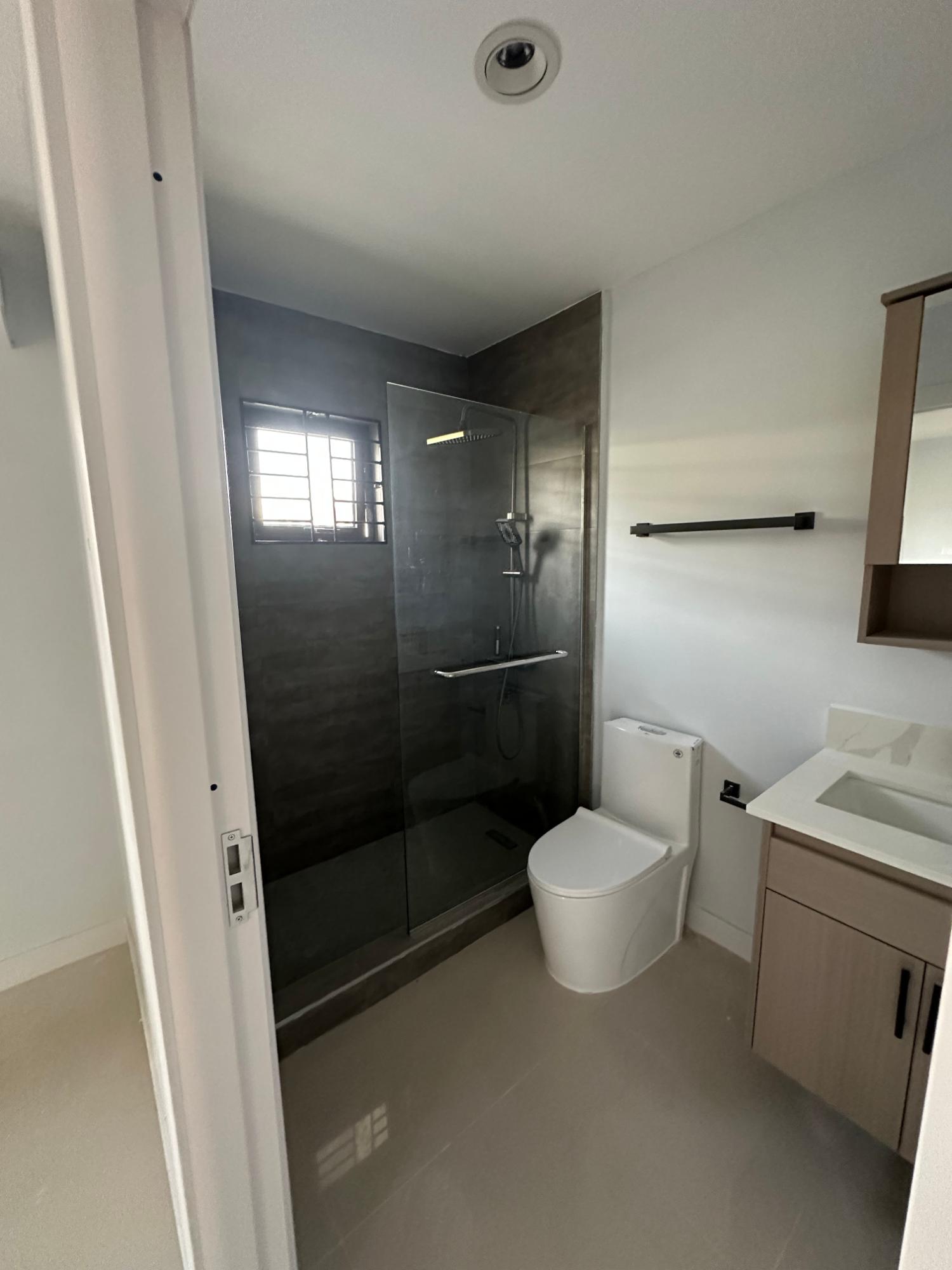 House For Rent: OAK ESTATE, Bernard Lodge | $180,000 photo 10