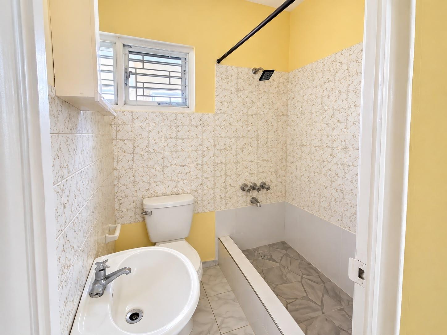 House For Rent: WEST QUEENS PARK, PORTMOR, Greater Portmore | $100,000 photo 8