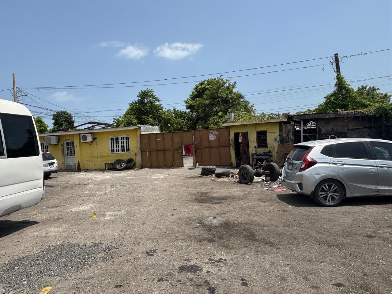 House For Sale: 20 CENTRAL ROAD, KINGSTON, Kingston 10 | $125,000,000 photo 3