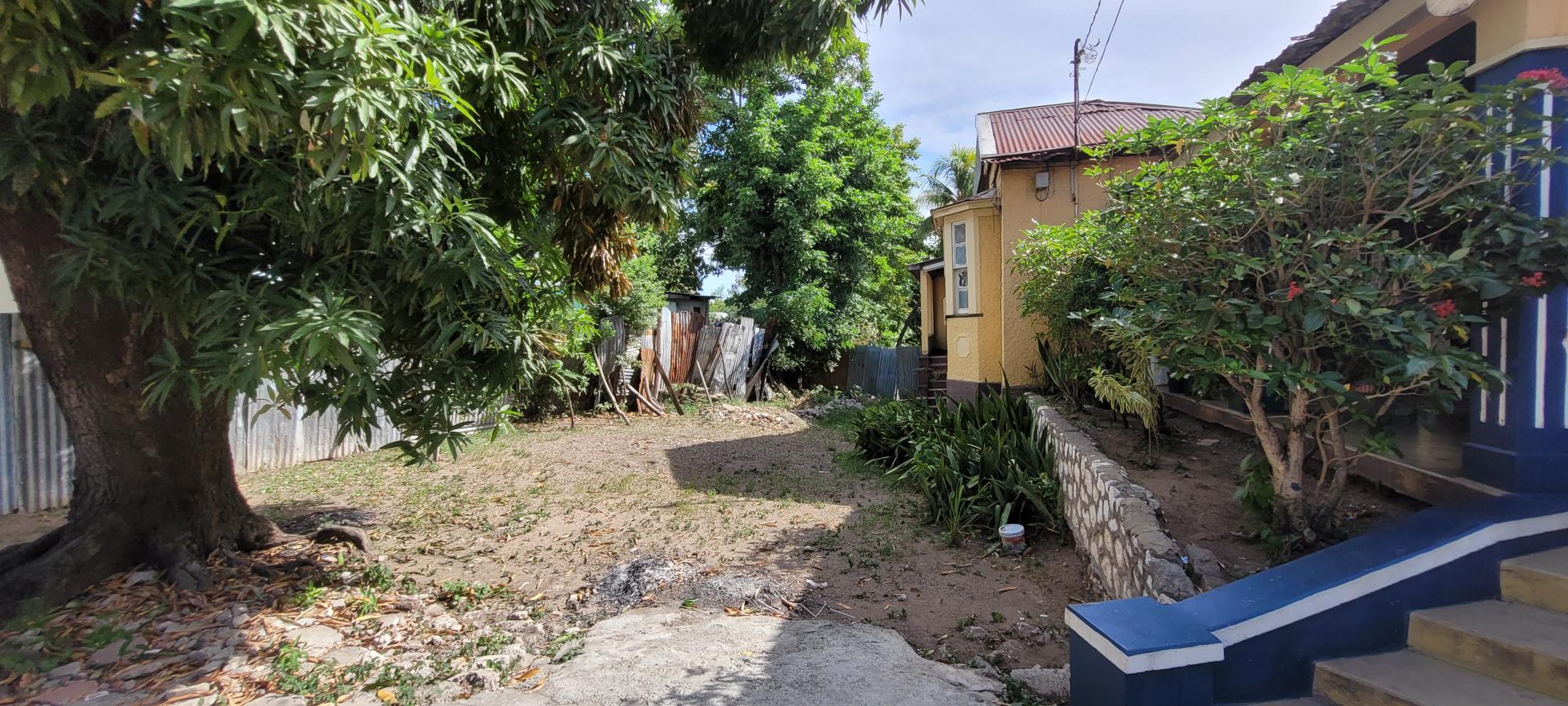 House For Sale: LINCOLN ROAD, Kingston 5 | $70,000,000 photo 6