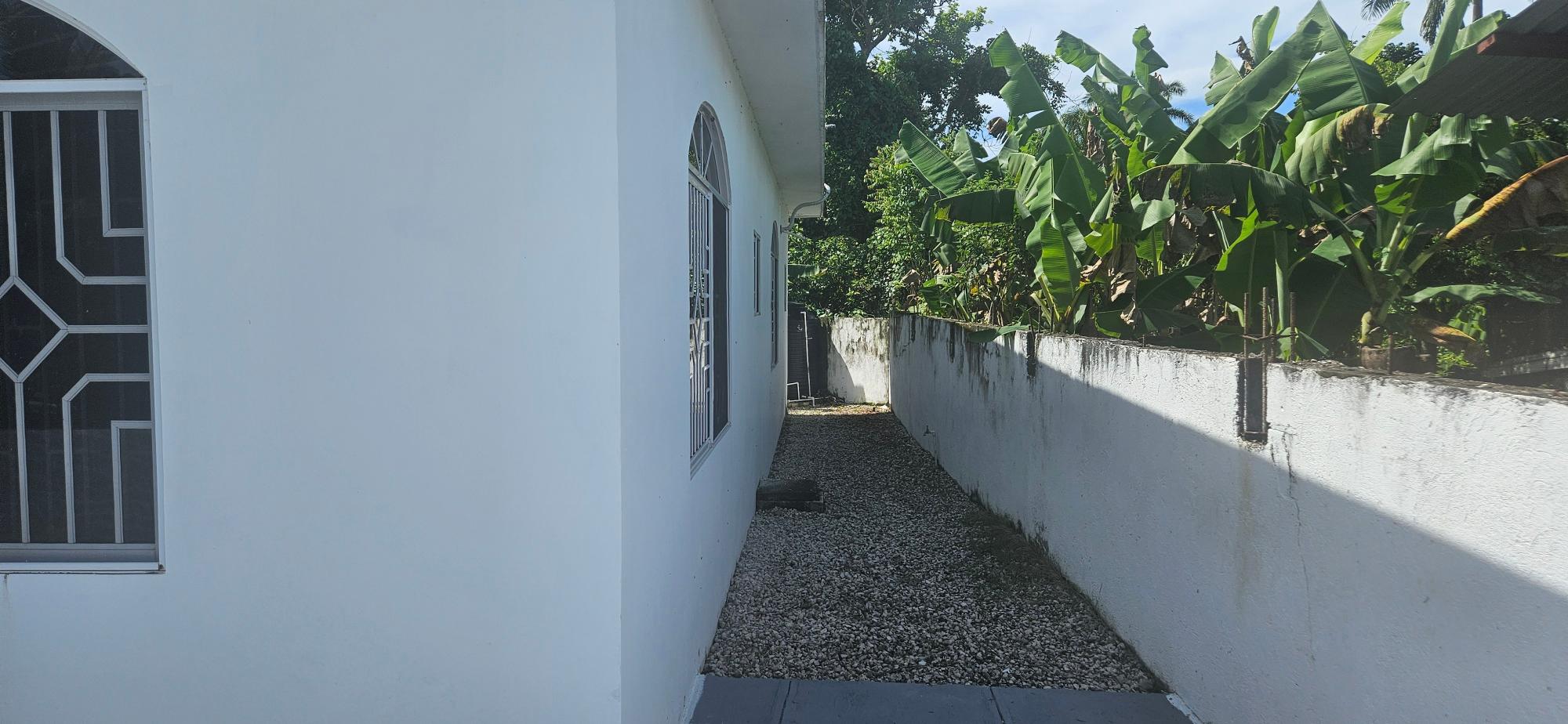 House For Sale: FROME, Frome | $27,000,000 photo 9