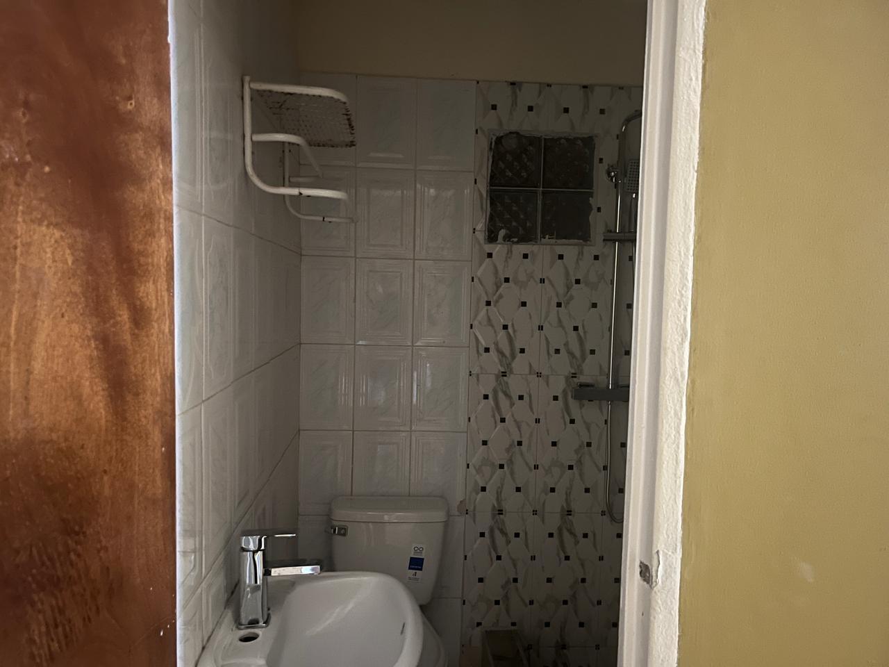 House For Sale: EAST ASCOT, 12 NORTH EAST, Greater Portmore | $28,000,000 photo 18