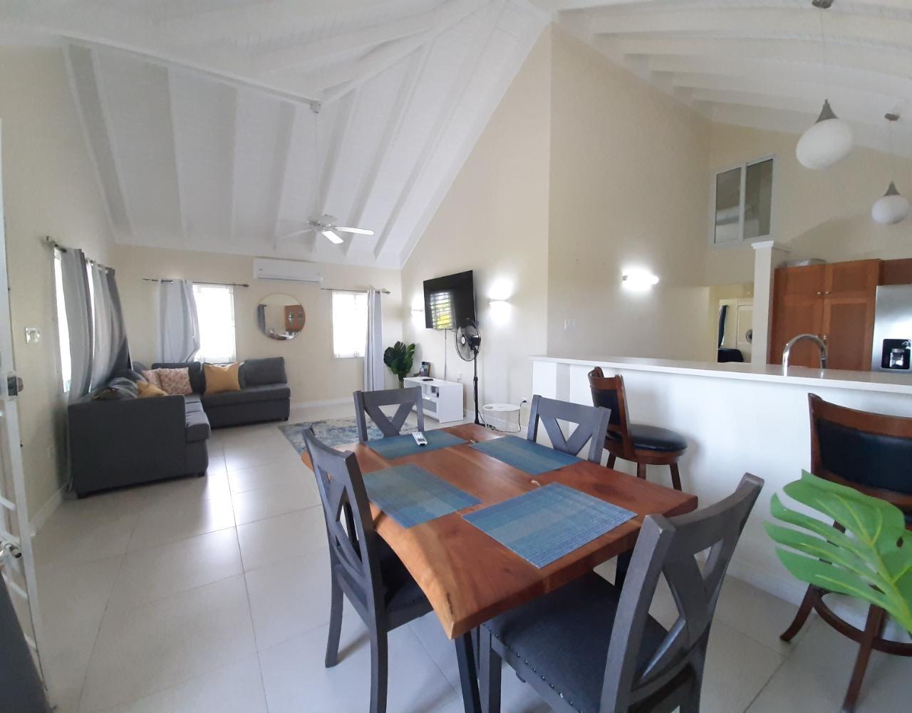 House For Rent: SEA GRAPE AVE., THE CREST, St. Ann@~apos;s Bay | $1,800 photo 9