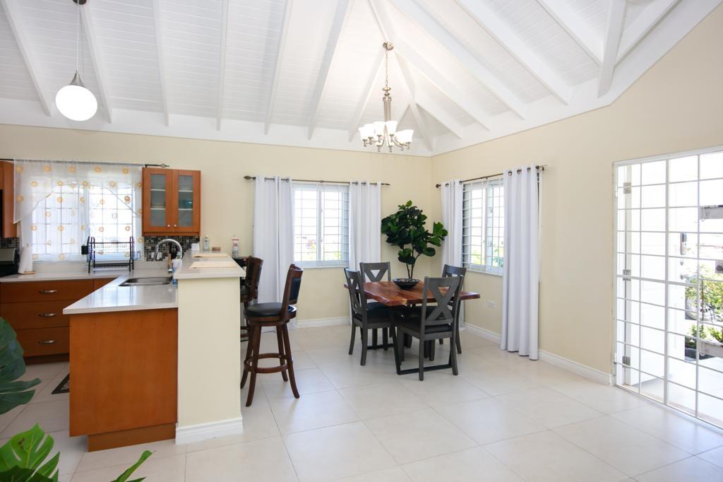 House For Rent: SEA GRAPE AVE., THE CREST, St. Ann@~apos;s Bay | $1,800 photo 10