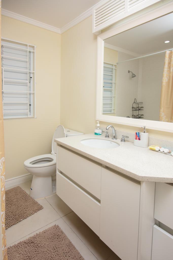 House For Rent: SEA GRAPE AVE., THE CREST, St. Ann@~apos;s Bay | $1,800 photo 15