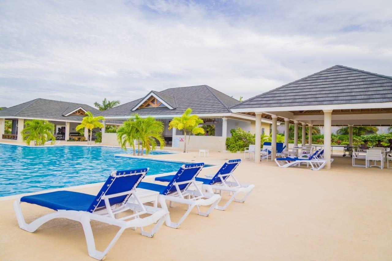 House For Rent: SEA GRAPE AVE., THE CREST, St. Ann@~apos;s Bay | $1,800 photo 22