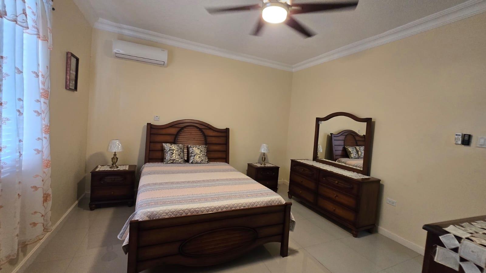 Apartment For Rent: FAIRWAY AVENUE, KINGSTON, Kingston 5 | $1,800 photo 3