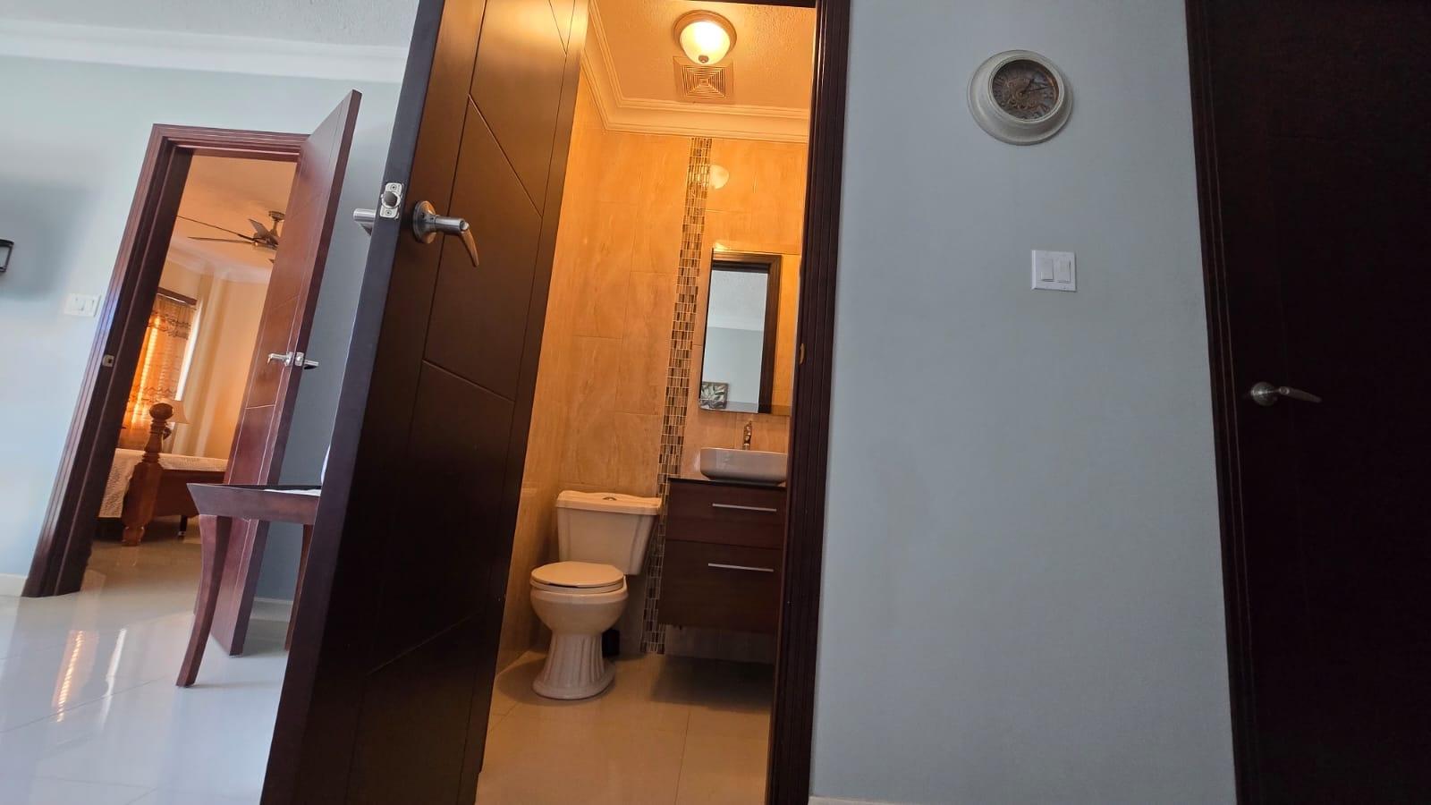 Apartment For Rent: FAIRWAY AVENUE, KINGSTON, Kingston 5 | $1,800 photo 7