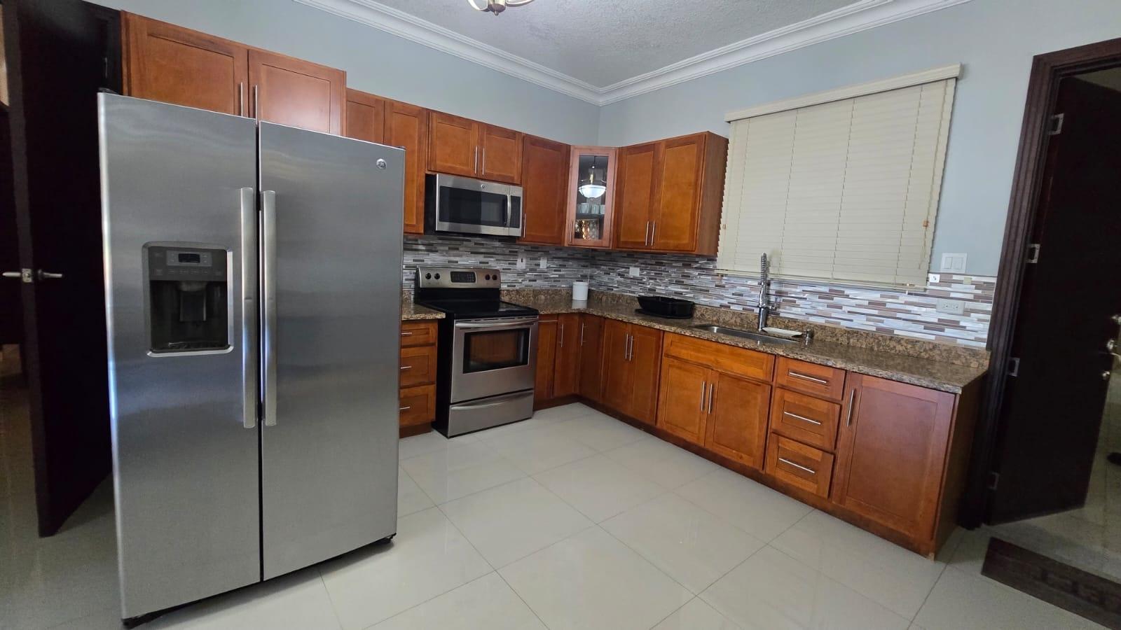Apartment For Rent: FAIRWAY AVENUE, KINGSTON, Kingston 5 | $1,800 photo 16