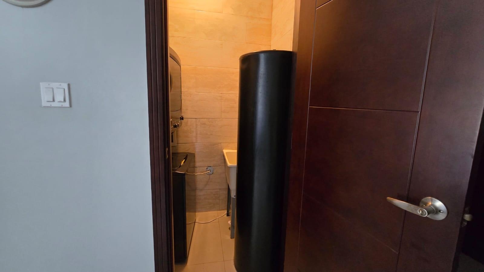 Apartment For Rent: FAIRWAY AVENUE, KINGSTON, Kingston 5 | $1,800 photo 21