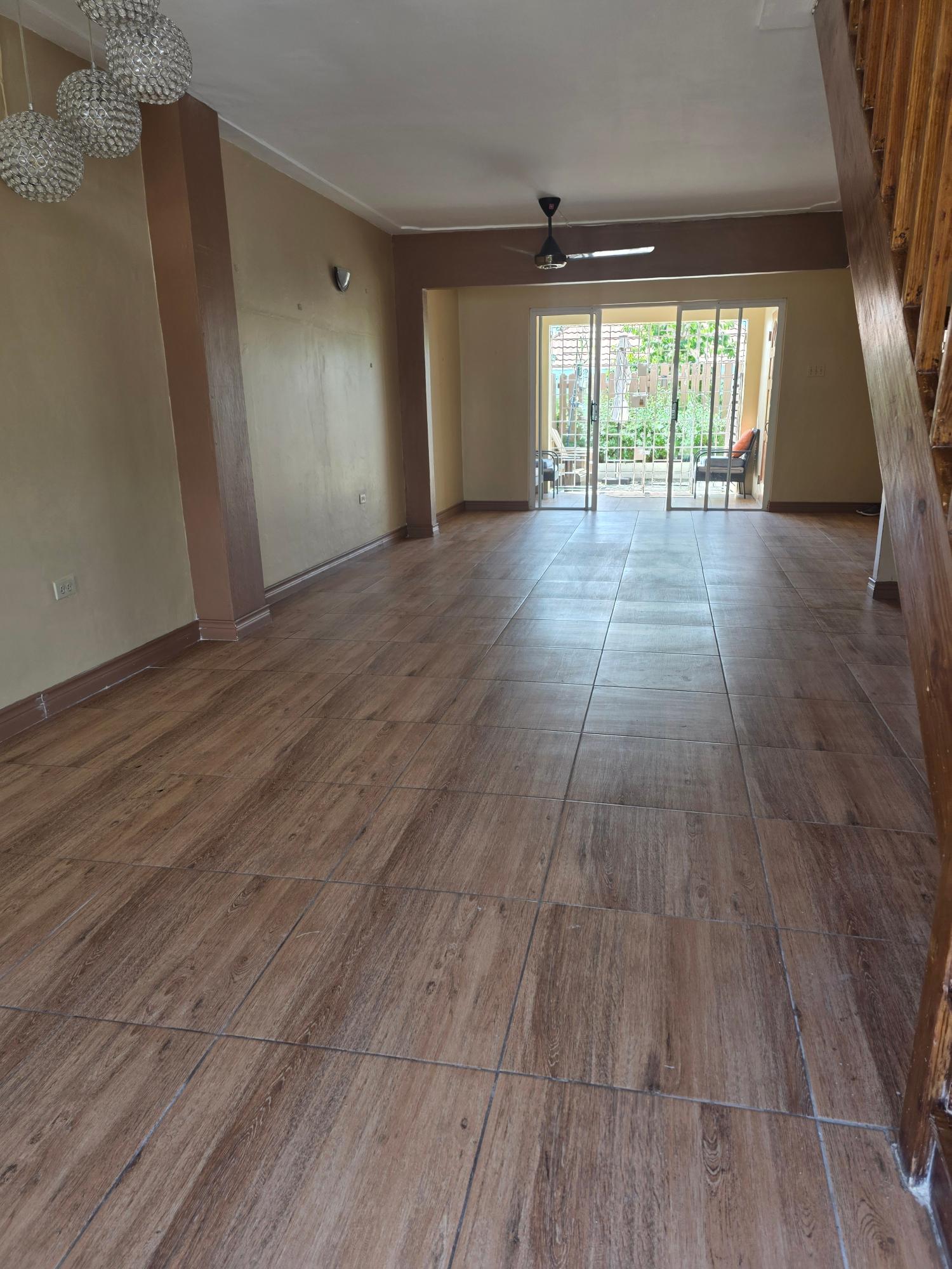 Townhouse For Rent: HEATHWOOD DRIVE ALLERDYCE, Kingston 8 | $220,000 photo 3
