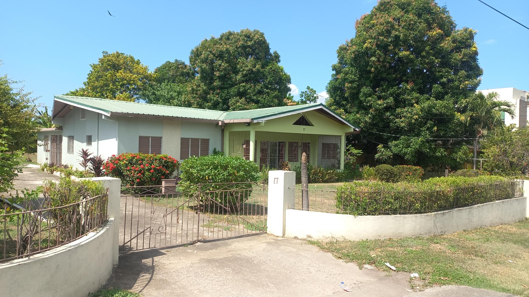House For Rent: KNIGHTSDALE DRIVE, KINGST, Kingston 19 | $165,000