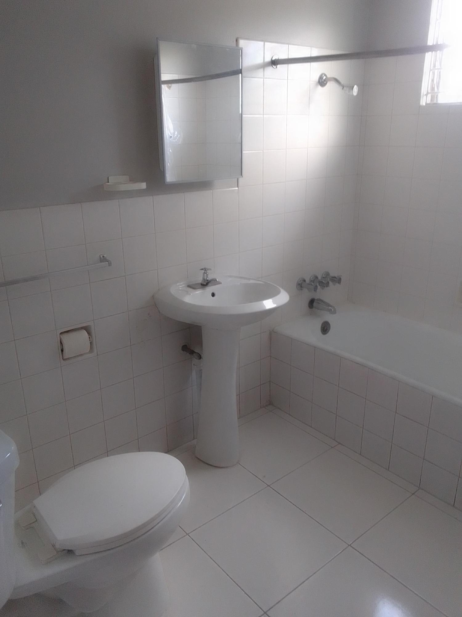 House For Rent: KNIGHTSDALE DRIVE, KINGST, Kingston 19 | $165,000 photo 6